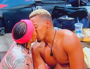 BBTitans: Yvonne And Juicy Jay Spotted Kissing (Video)